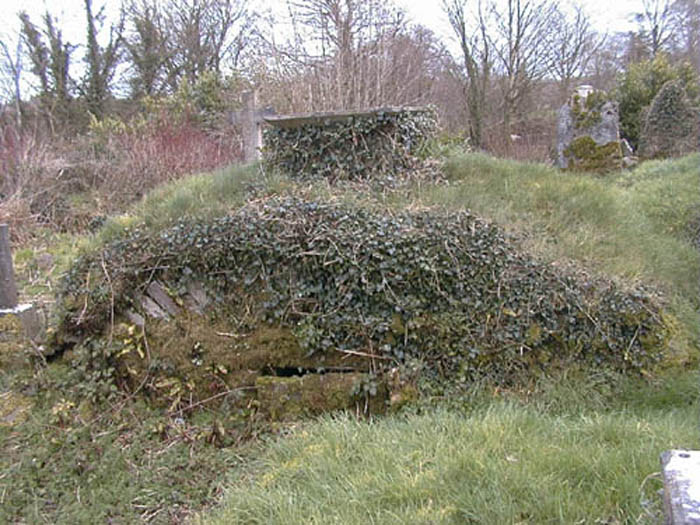 Burial mound.jpg 102.6K